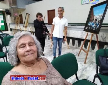 Joel Ramos en el Dia Munidal Pintor Boca y Pie